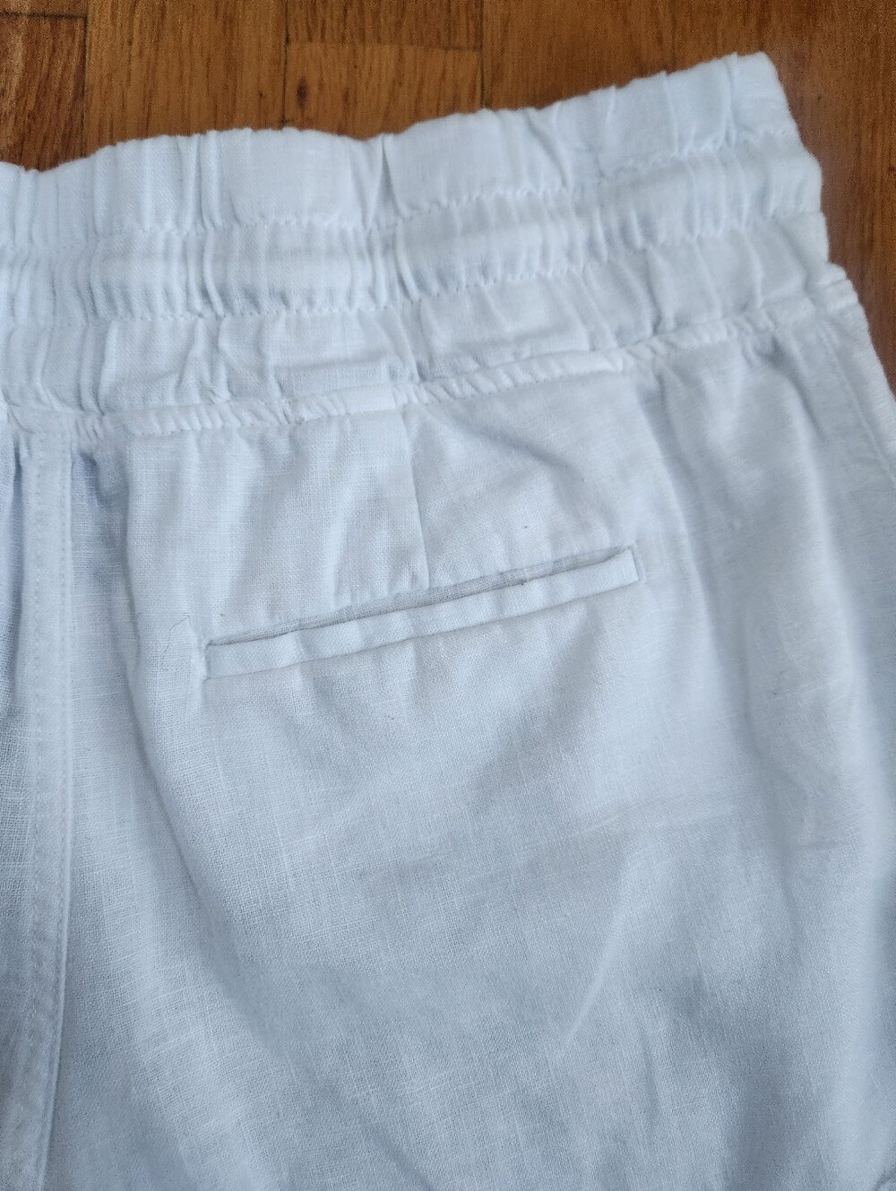 Athleta Women's White Cabo Linen Shorts - Picture 4 of 9
